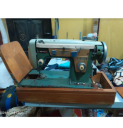 Acima sewing machine