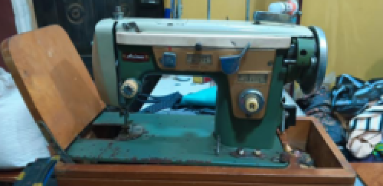 Acima sewing machine